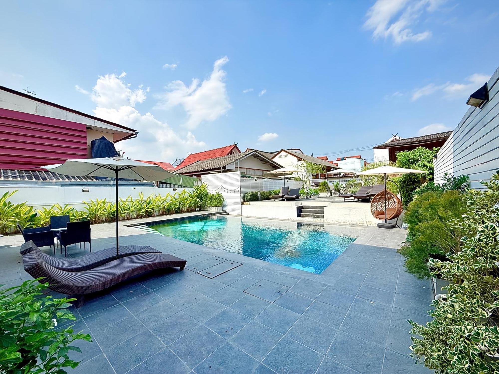 The White House Rachamankha เดอะ ไวท์เฮ้าส์ ราชมรรคา Hostel Chiang Mai Exterior photo
